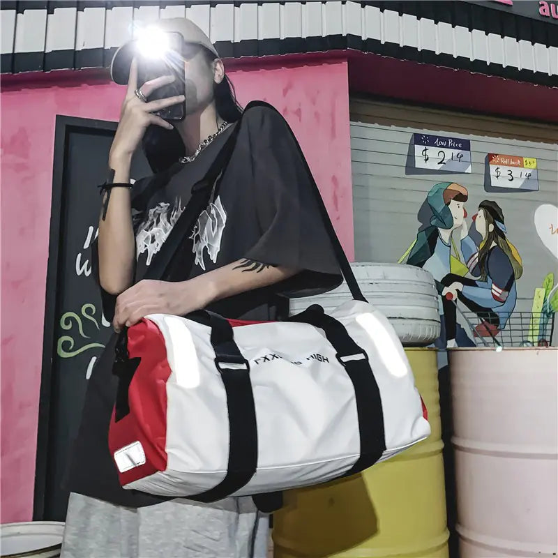 2024 Stylish Reflective Travel Gym Bag - Large Capacity