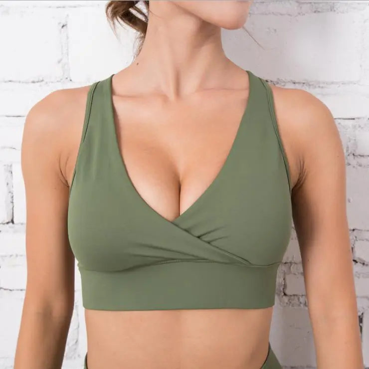 Quick-Dry Women's Sports Bra and Yoga Top