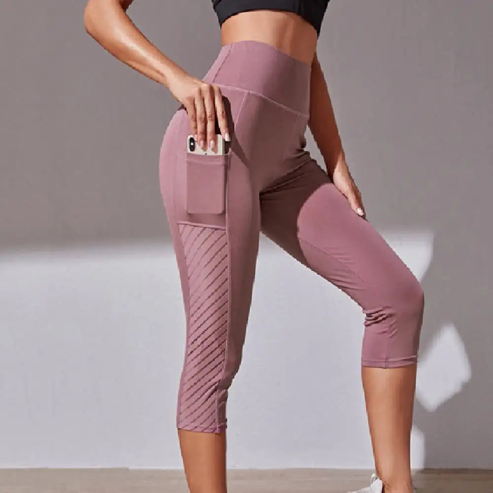 Slim Fit Cropped Yoga Pants (With Pocket)