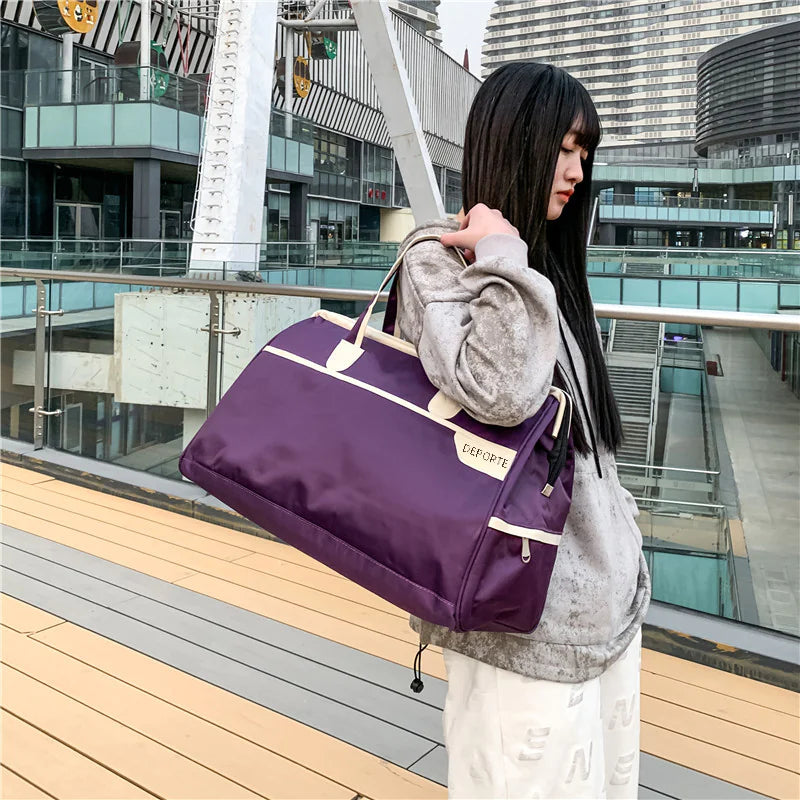 Fashionable Large Capacity Travel Bag for Men and Women